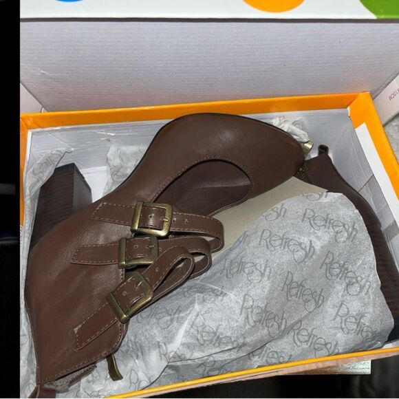 Refresh Ankle Boots NWT Vintage-Inspired Brown Buckle Block Heel 10 (Fits 9/9.5) - Picture 5 of 16